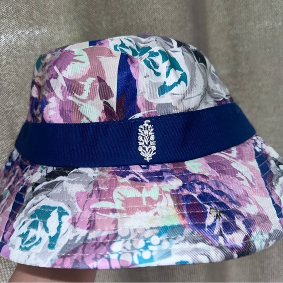 Free People Digital Blooms Bucket Hat nwot - Picture 5 of 6